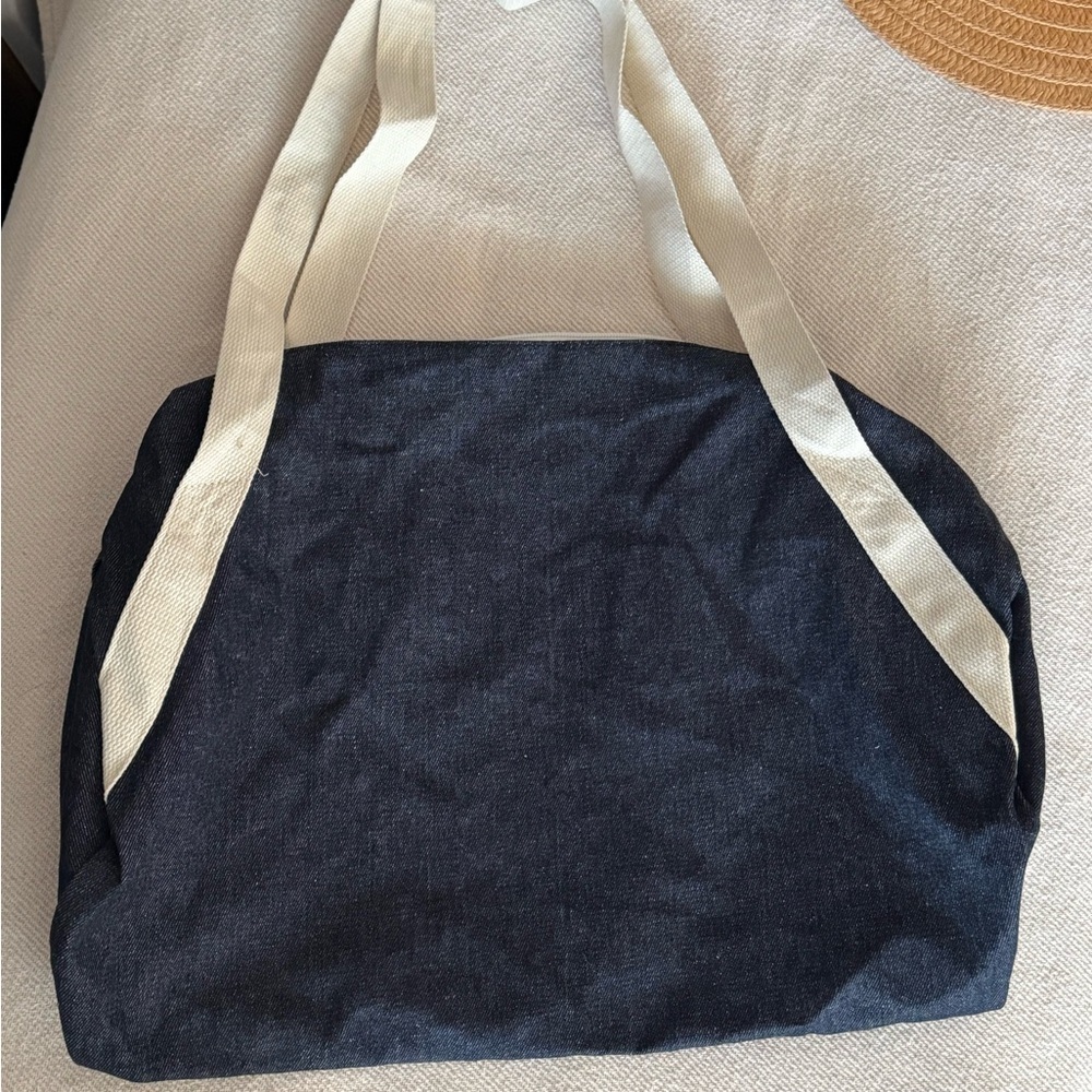 Will Work‎ For Cupcakes Navy and White Gym Bag - Picture 2 of 3